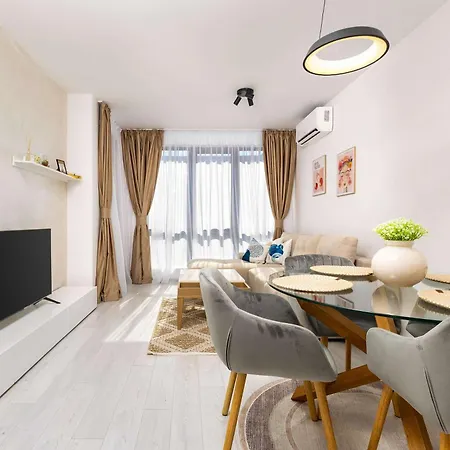 Διαμέρισμα Bright & Quiet 1br In Plovdiv's South District By Flat Manаger